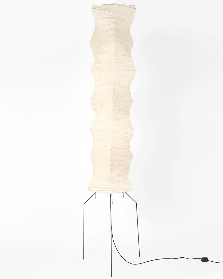 Lampa podłogowa z papieru ryżowego