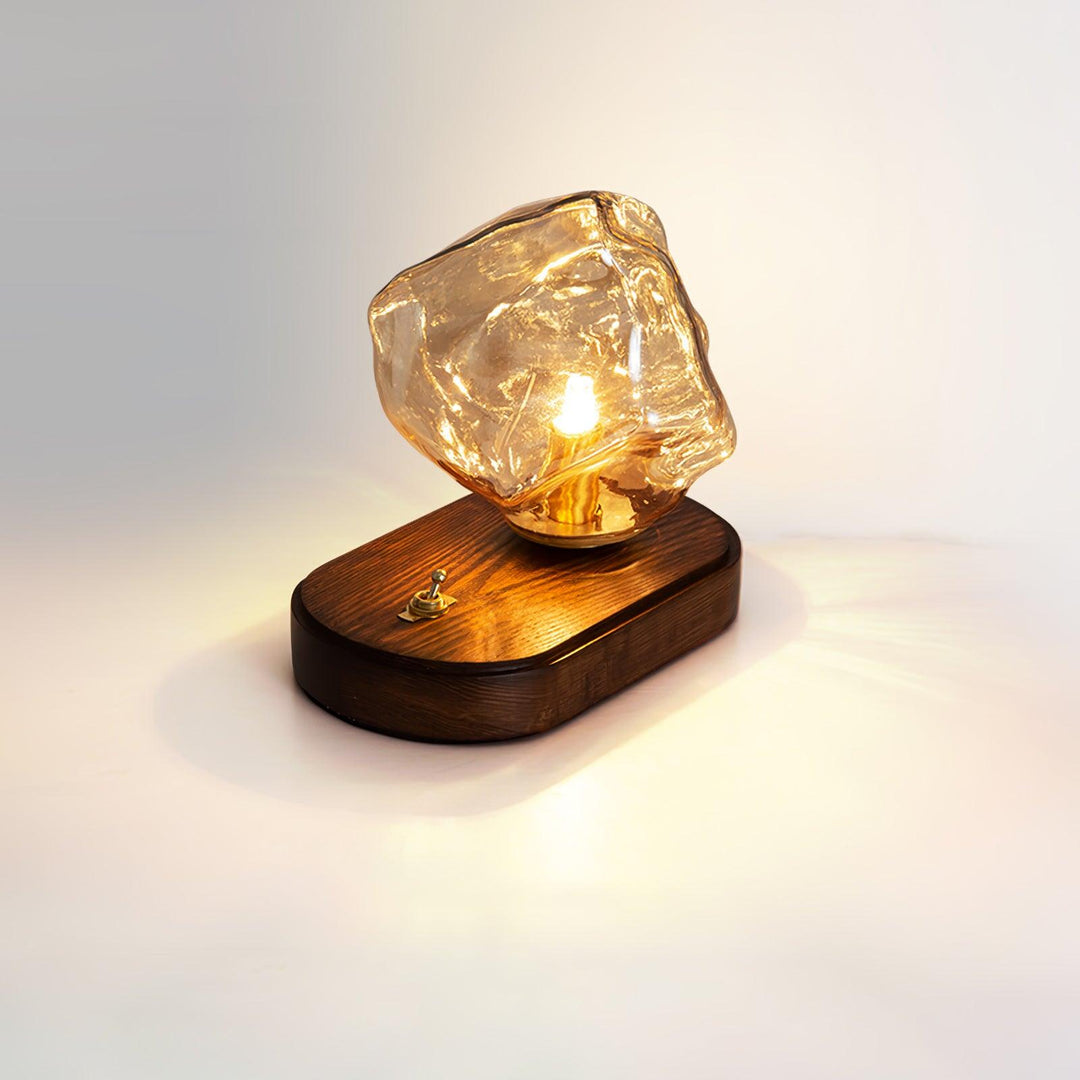 Lampa stołowa z kamienia lodowego