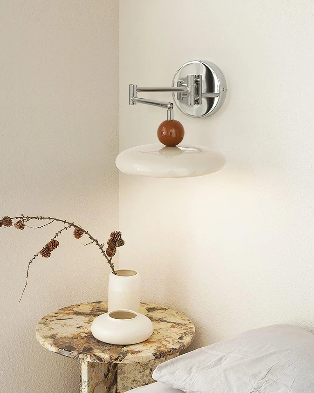 Lampa Ścienna Lola z Ruchomym Ramieniem
