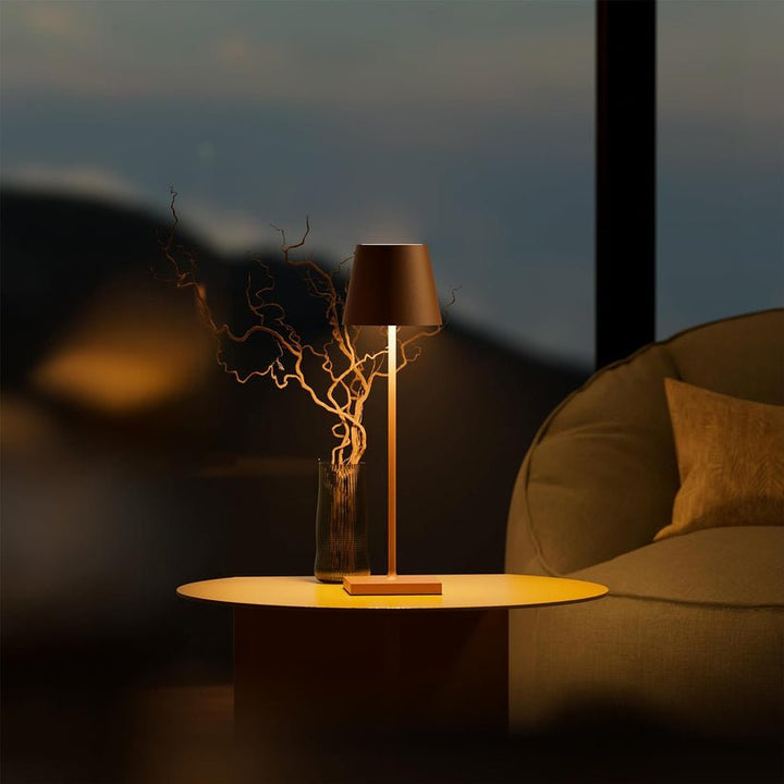 Wysoka Lampa Stołowa z Funkcją Ściemniania