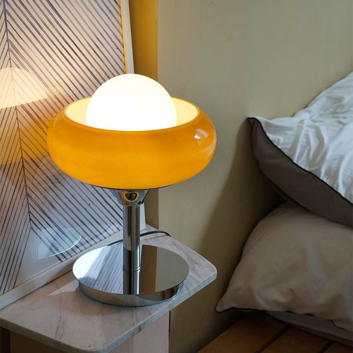 Vintage Bauhaus szklana żółta lampa stołowa